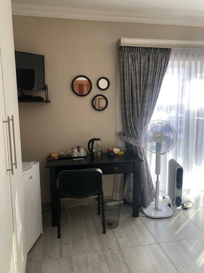 요하네스버그 6 On Acacia B&B 외부 사진
